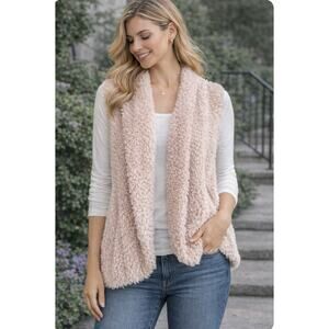 Women’s Faux Fur Sherpa Vest Small Open Front Cozy Fuzzy Sleeveless Jacket